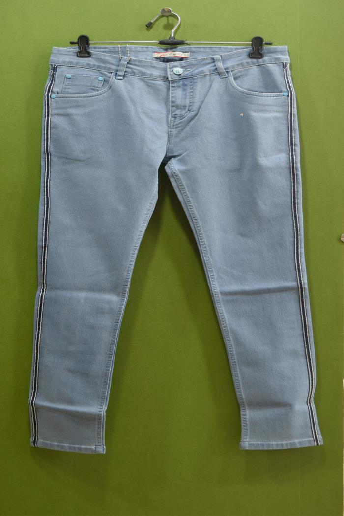 Ladies Western Outfits - Ladies Western Outfit - Jeans