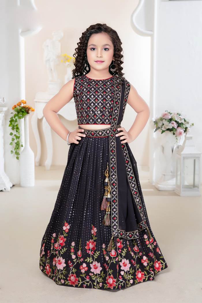 Girls Party Wear - Girls Party Wear - Choli Suit